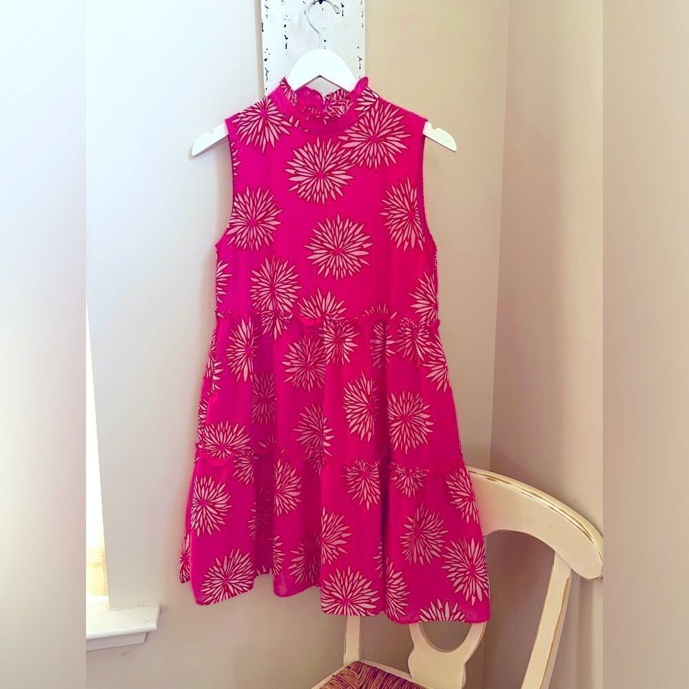 J.Marie Pink Sleeveless ruffle Dress with Floral Pattern; Size XS. Like New!!